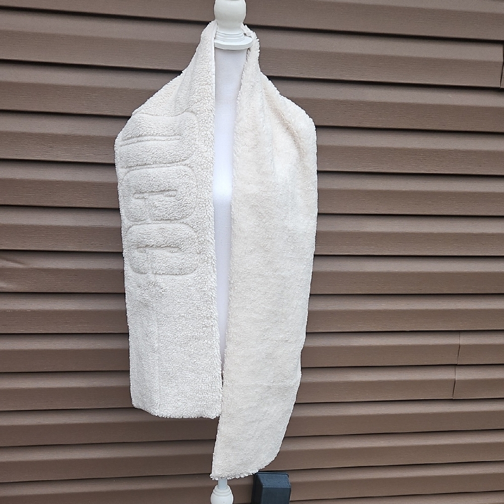 UGG SHERPA PUFFER SCARF